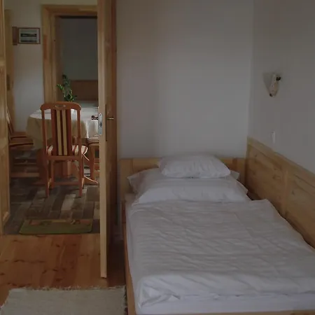 Gerendas Vendeghaz Gasthuis