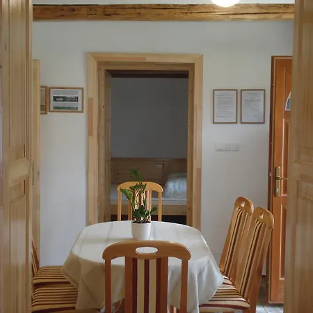 Gerendas Vendeghaz 3* Sotony