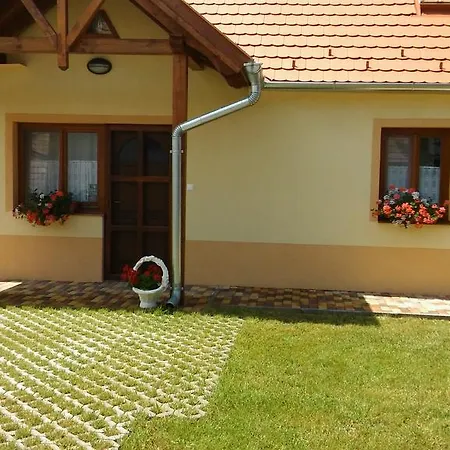 Gasthuis Gerendas Vendeghaz Sotony